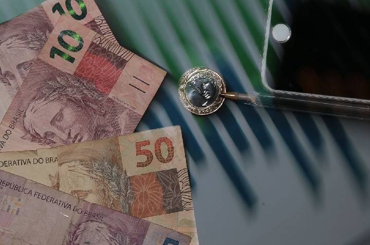 Ata do Copom atribui corte da Selic à desaceleração da economia 