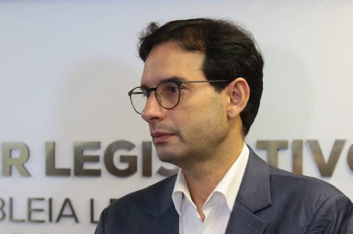 Audiência em Manaus destaca vantagens do fim da escala 6x1 para empresários