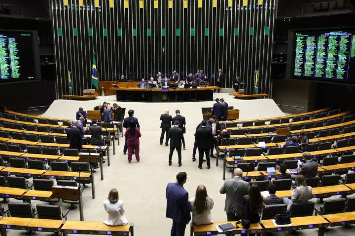 Câmara pode votar nesta quarta-feira novo regime para socorrer ou liquidar bancos