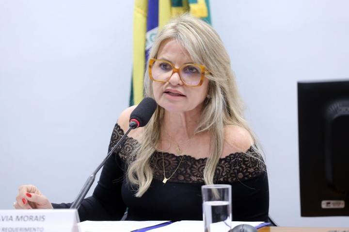 Comissão aprova reforço no apoio à saúde mental de profissionais da segurança pública