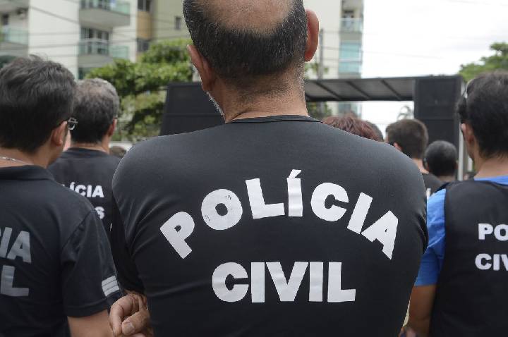 Deputado do Rio é alvo de operação por suspeita de vínculo com facção 