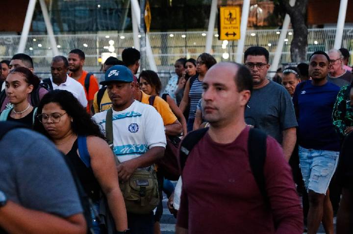 Desemprego no 1º trimestre é de 6,1%, o menor já registrado no período