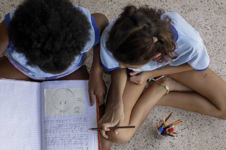 Direitos Humanos: planos de Lula e Flávio refletem diferença histórica
