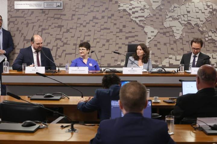 Especialistas defendem cuidado na regulação de redes para não comprometer liberdade de expressão