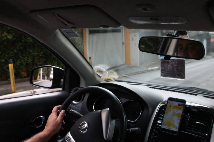 Fazenda analisa mudanças em crédito a motoristas de aplicativos