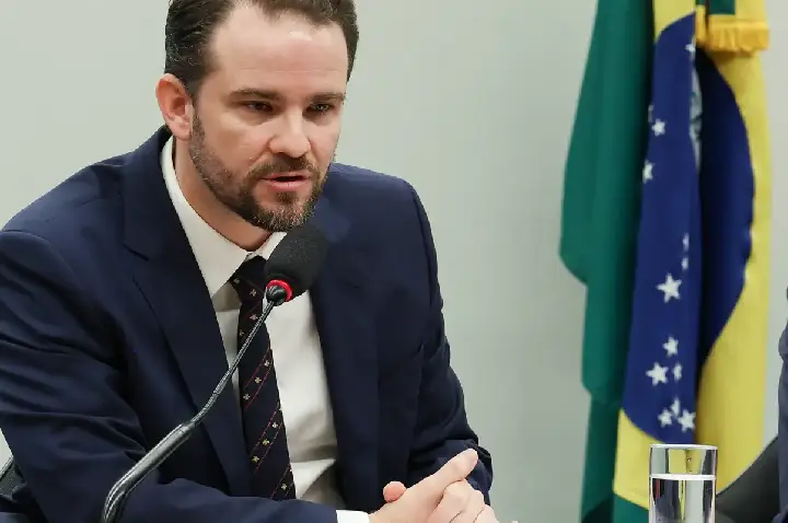 Financiador do filme Dark Horse recebeu dinheiro do crime organizado