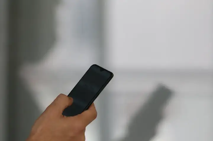 Mais de 830 mil celulares foram subtraídos em 2025, aponta relatório