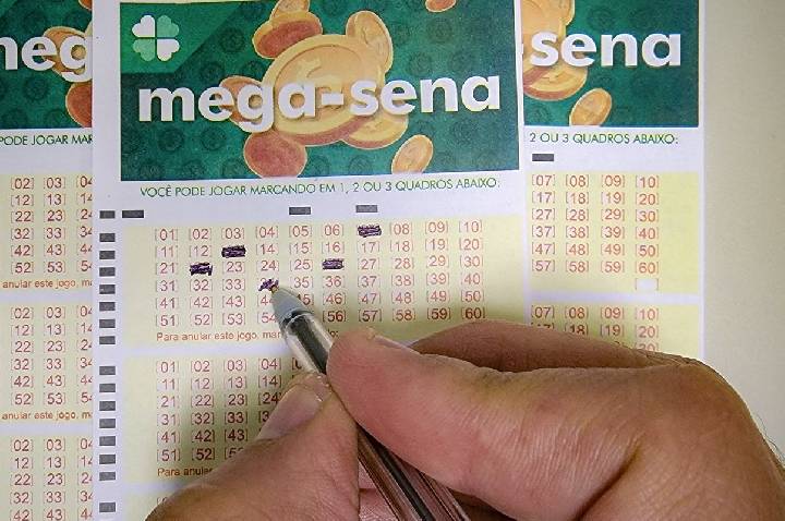 Mega-Sena não tem ganhador e prêmio sobe para R$ 150 milhões