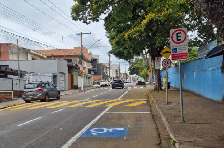 Mobilidade e acessibilidade: Prefeitura de Atibaia orienta sobre direitos e serviços disponíveis