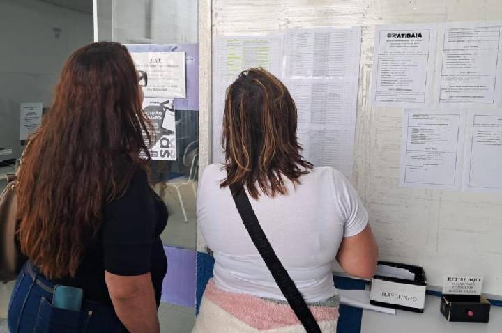 Mutirão de Empregos garante colocação profissional a 120 pessoas