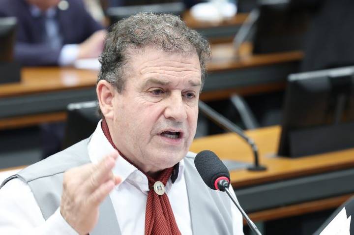 Projeto cria programa de educação e conscientização para proteção animal