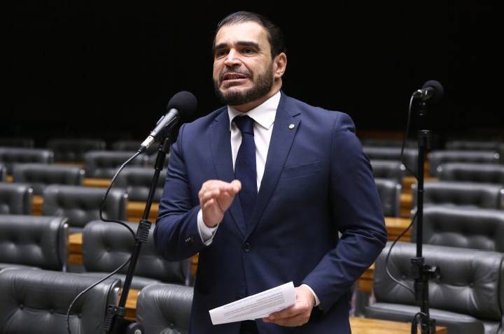 Projeto deduz do Imposto de Renda doação para combate à violência contra a mulher