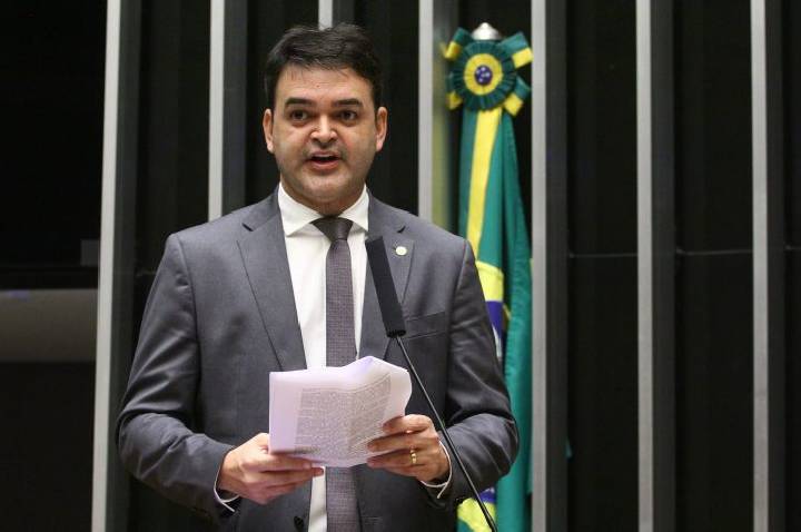 Projeto propõe financiamento do Move Brasil para representantes comerciais
