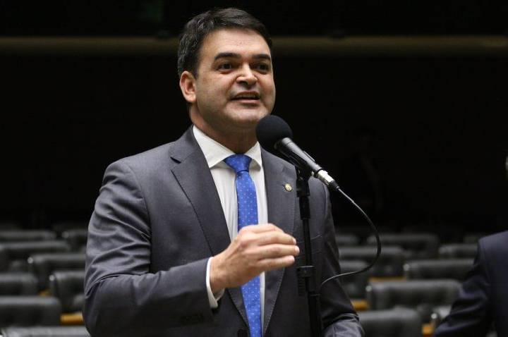 Relator defende perdão a dívidas de microempreendedores individuais; acompanhe