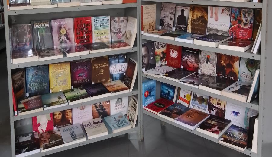 Acervo da Biblioteca Municipal do Centro conta com 438 novos livros