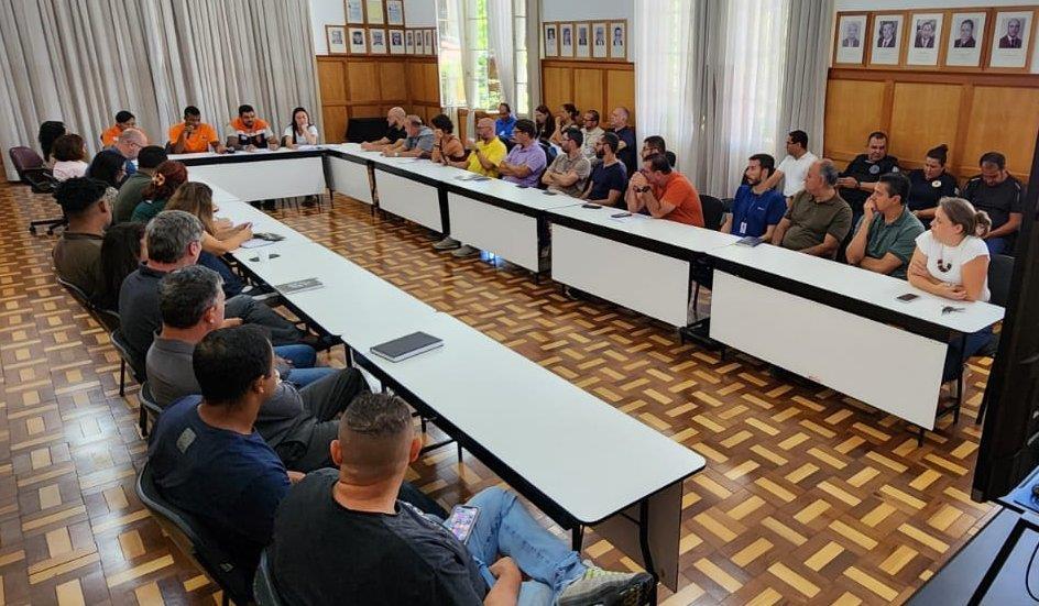 Prefeitura realiza reunião de atualização do Plano de Contingência da Defesa Civil