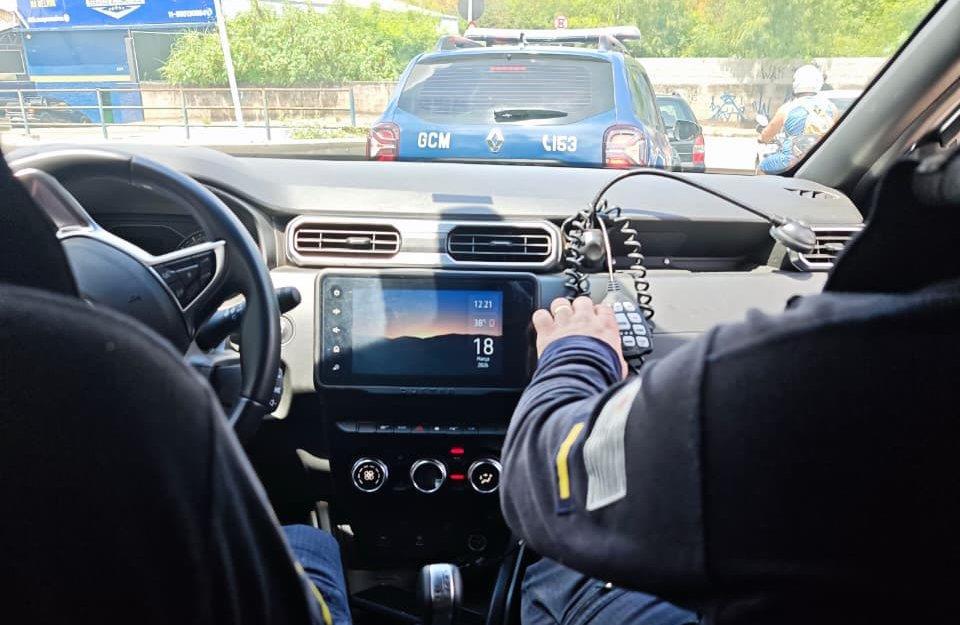 GCM prende suspeito por tráfico de drogas no Jardim Imperial