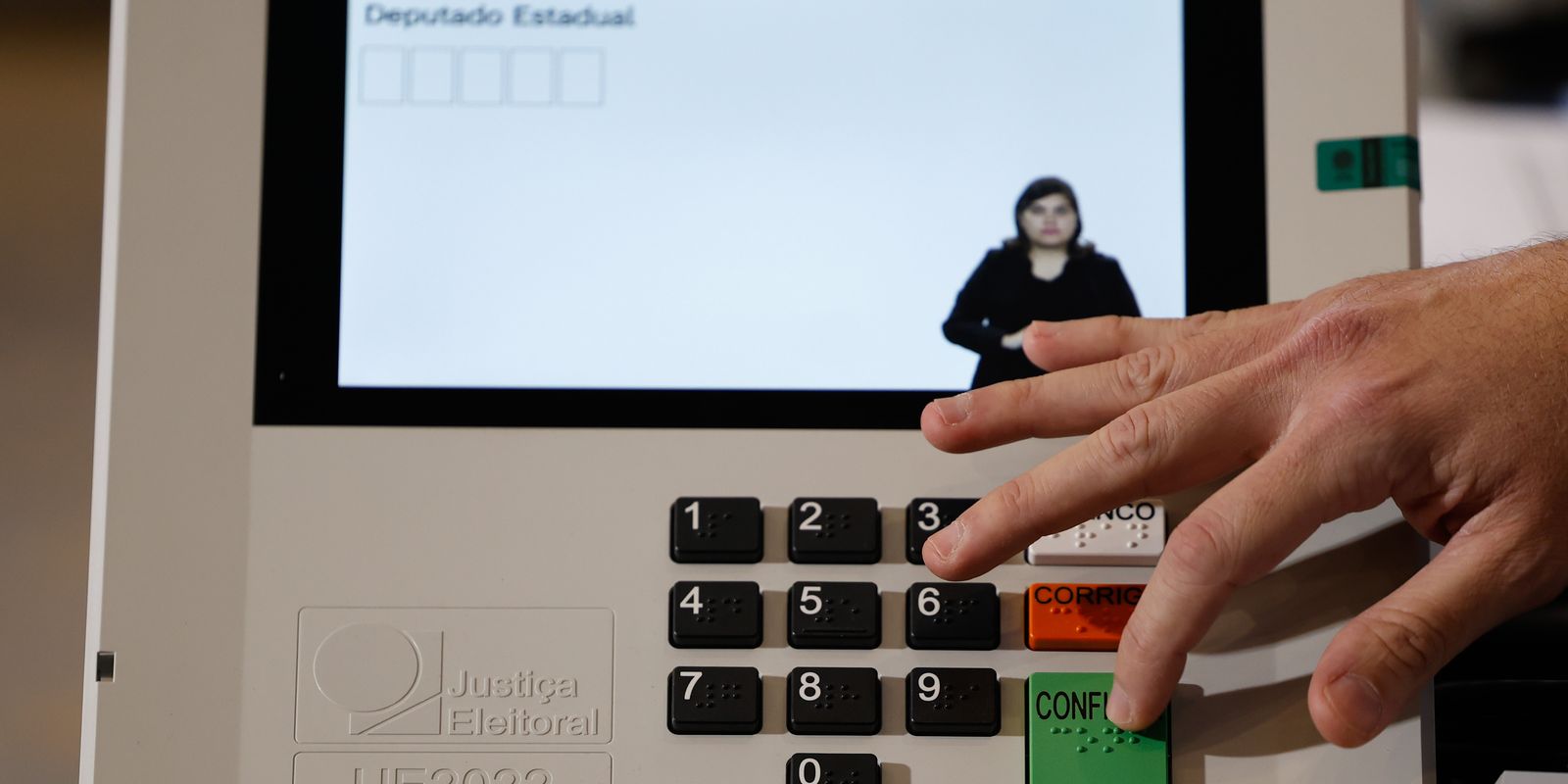 Campanha eleitoral nas ruas e propaganda virtual começam neste domingo
