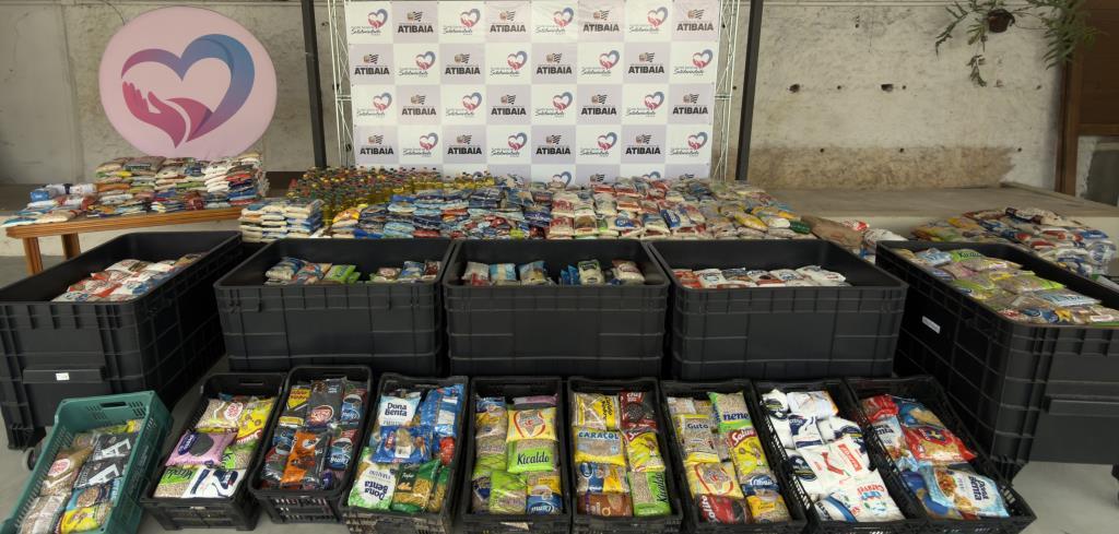 Fundo Social de Atibaia recebe 2,7 toneladas de alimentos arrecadados na 44ª Festa de Flores e Morangos
